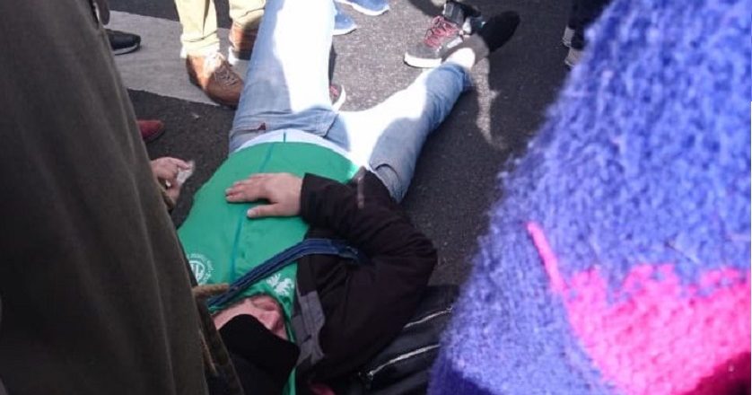 Represión a estatales que reclamaban reapertura de paritarias