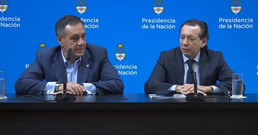 Para Sica, Macri intenta que los trabajadores «no sufran tanto el impacto de la devaluación»