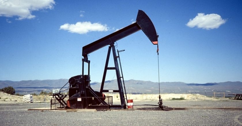 Petroleros insisten en su reclamo de reapertura de paritarias