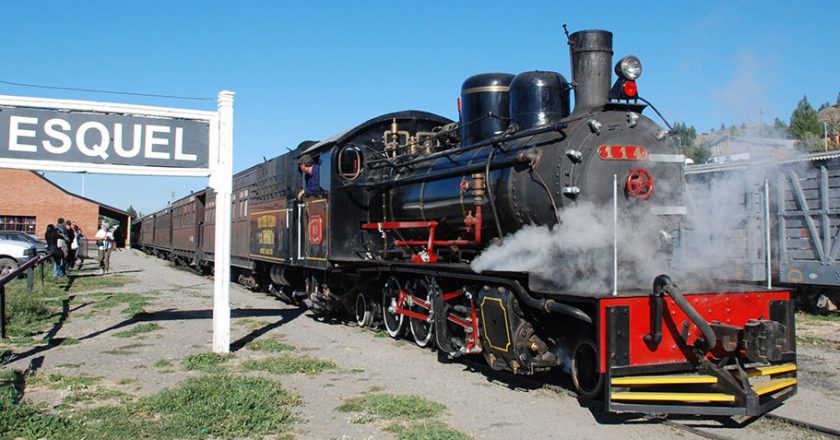 Crece el descontento en Chubut y los ferroviarios paralizan La Trochita por incumplimiento en las paritarias
