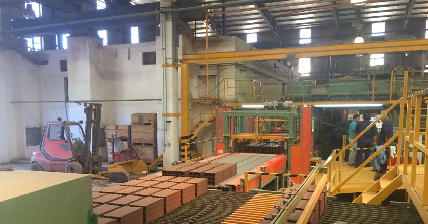 Por la crisis de la construcción, Palmar debe salarios y presentó preventivo de crisis