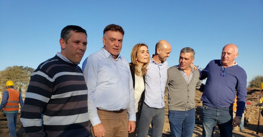 Extorsión lisa y llana: productores prometen bono a trabajadores rurales si ayudan a Macri