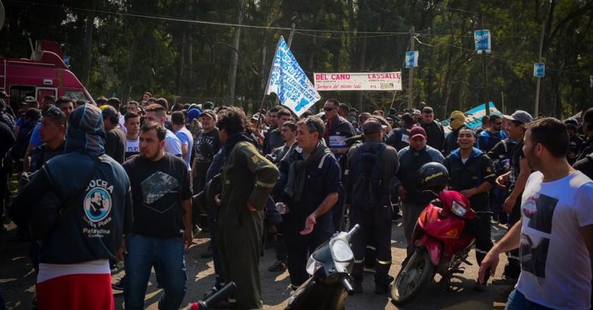 YPF amaga con dar de baja una inversión de US$ 700 millones si persiste conflicto gremial con la Uocra