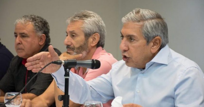 «¿Qué medida de fuerza vamos a hacer si las fábricas están paralizadas?»