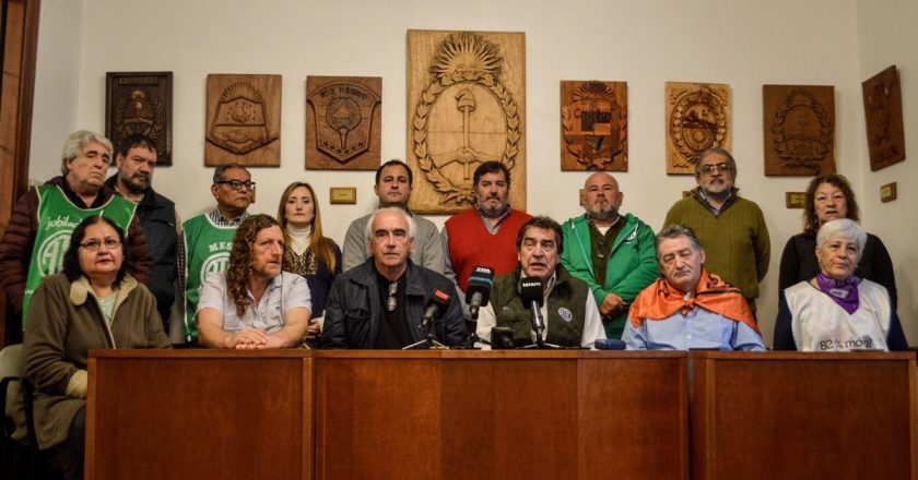 ATE y la CTA Autónoma paran y movilizan en todo el país con epicentro en Plaza de Mayo