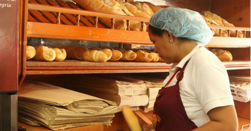 Cerraron 14.000 panaderías y la venta de facturas cayó 85%