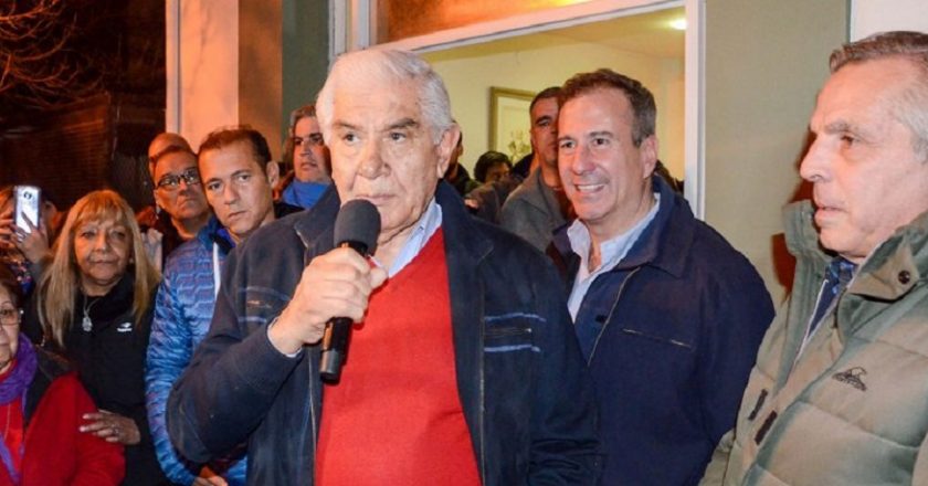 Los petroleros dicen que el sector está en estado «terminal» y denunciaron más de mil suspensiones