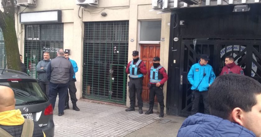 Barrionuevo y Larreta pactan no dejar ingresar agua ni comida y se espesa la ocupación del gremio de seguridad