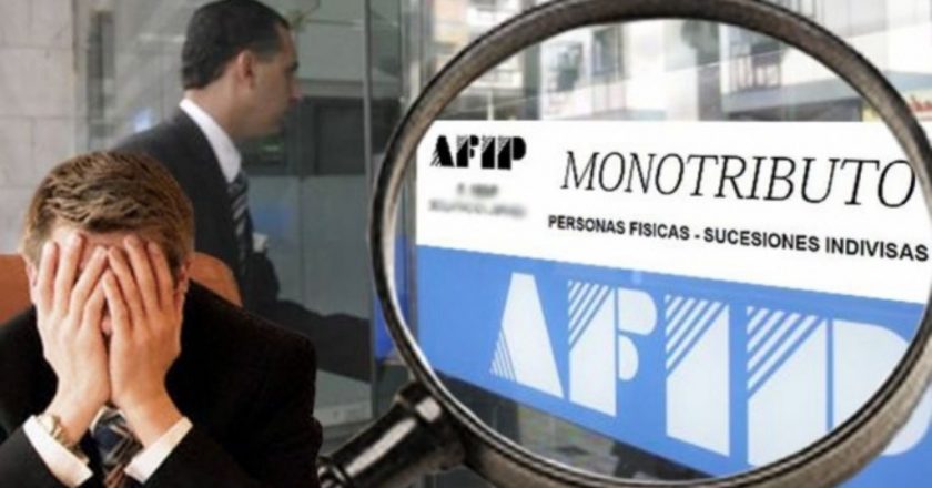 Monotributistas del Estado se reunirán en Plaza de Mayo para reclamar por el bono