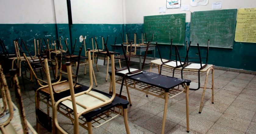 Se suman los docentes privados y mañana estará paralizada toda la educación