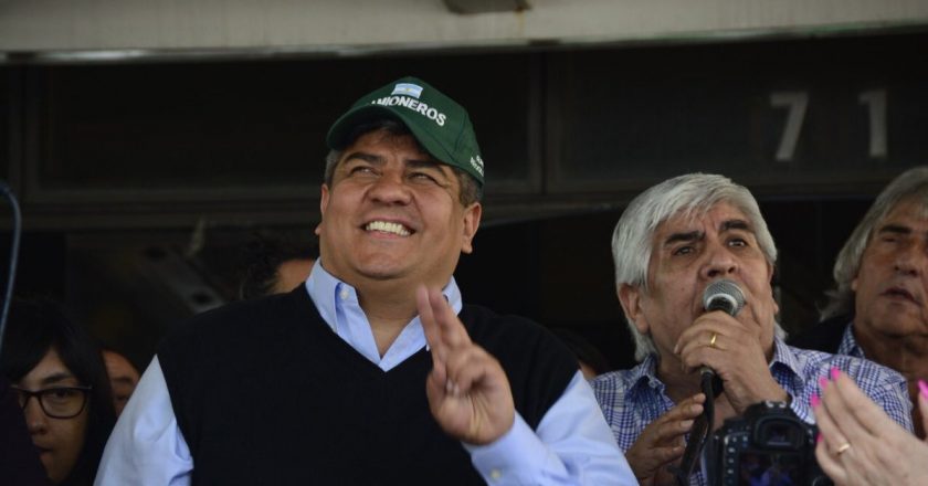 Para Pablo Moyano, «el triunfo de Alberto y Cristina va a empezar a liberar a toda América de esta derecha recalcitrante»