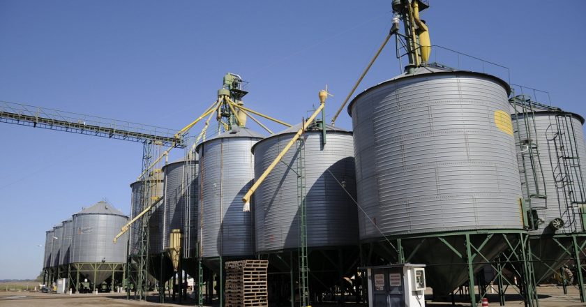 Recibidores de granos pactaron 27% por seis meses y vuelven a negociar a fin de año