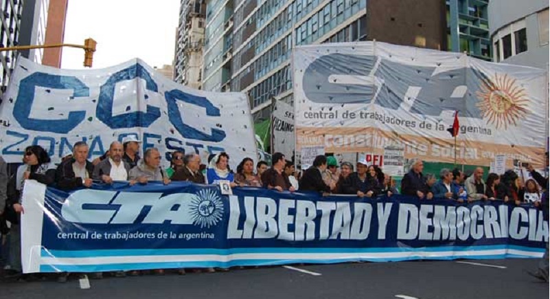 La justicia confirmó que las empresas deben retener la cuota sindical a los empleados de los gremios con simple inscripción