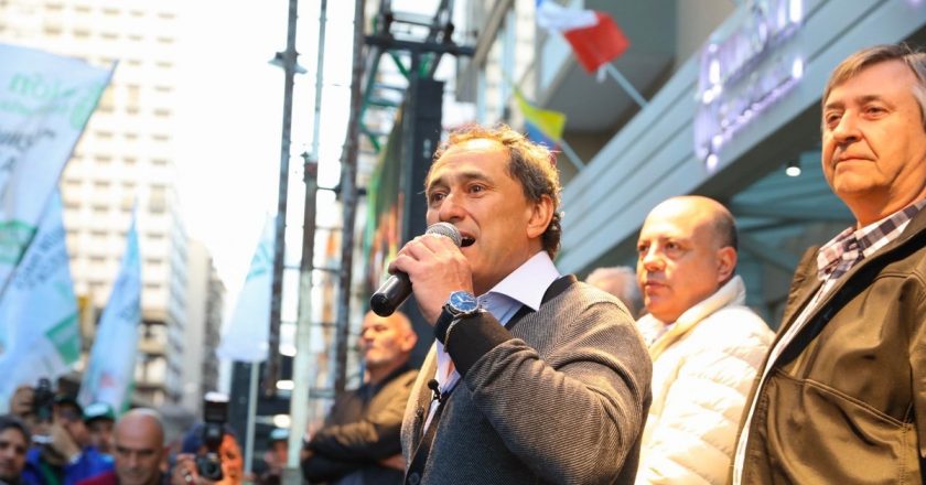 «Lo mejor que le puede pasar al movimiento obrero es tener una unidad de la CGT»