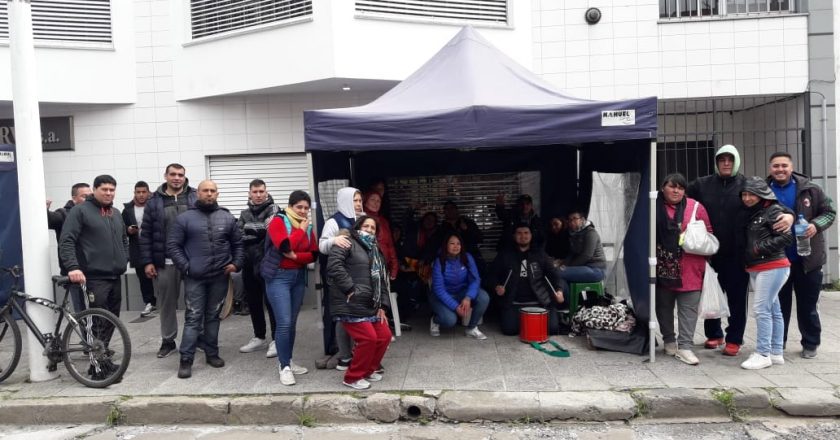 Tras dos meses sin pagar salarios, cerró alfajores La Nirva