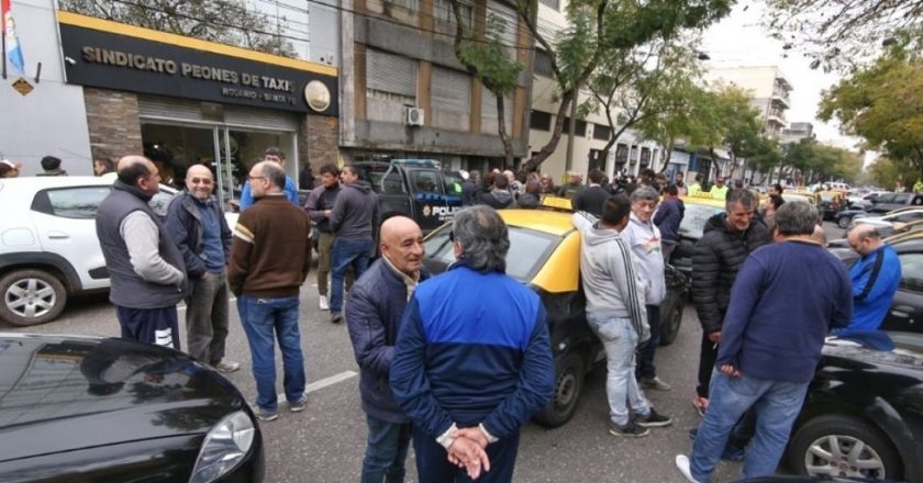 Los tacheros rosarinos van por la expulsión del Secretario General del gremio