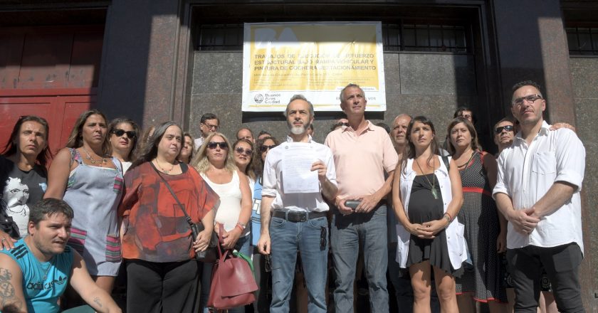 Docentes porteños reclamaron el inmediato adelantamiento de la cláusula gatillo por inflación