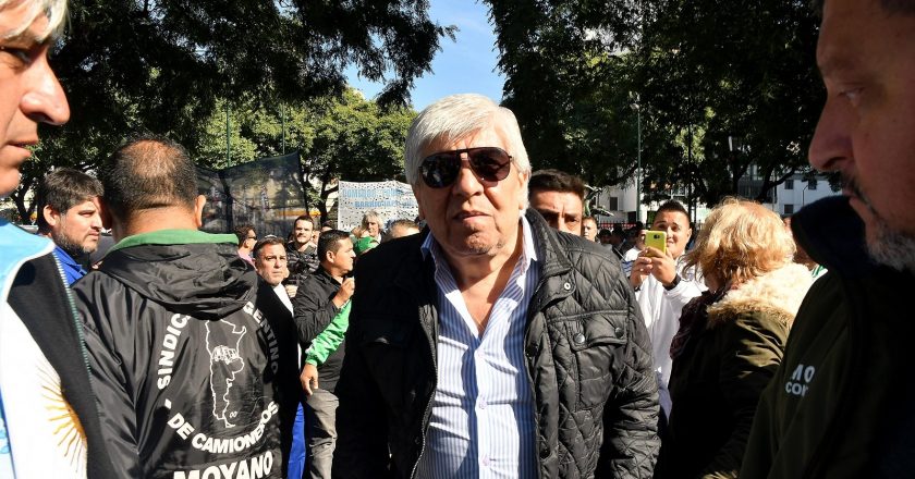 «Respeto la investidura pero lo que dice el presidente Mauricio Macri son ridiculeces, que no se las cree ni él»