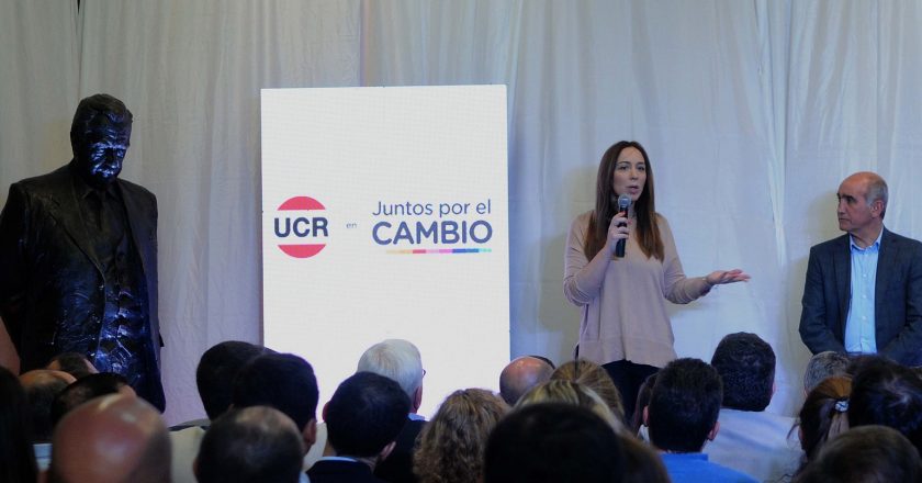 Vidal volvió a hacer campaña contra la industria del juego y la cruzaron: «cada bingo o casino que cierra es un trabajador sin empleo»