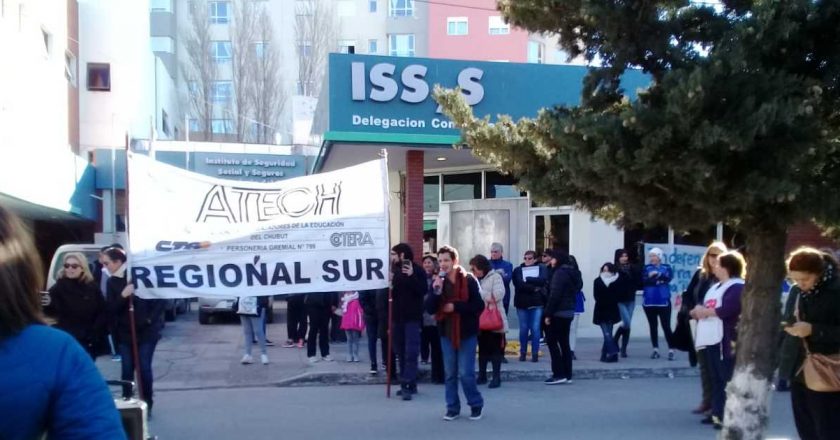 Los docentes Chubutenses no dan tregua y anunciaron que seguirán las protestas