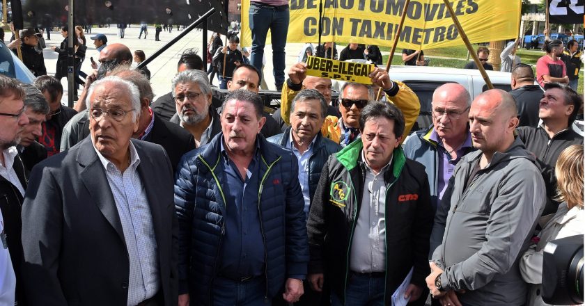 «En el pacto social nadie puede pedir nada, todos tenemos que poner para lograr el objetivo»