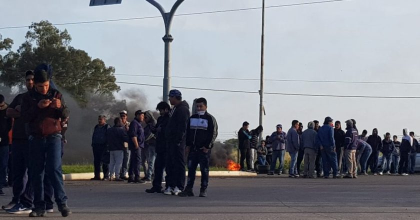 Techint frenó las obras de un reactor en Atucha y suspendió a 500 trabajadores