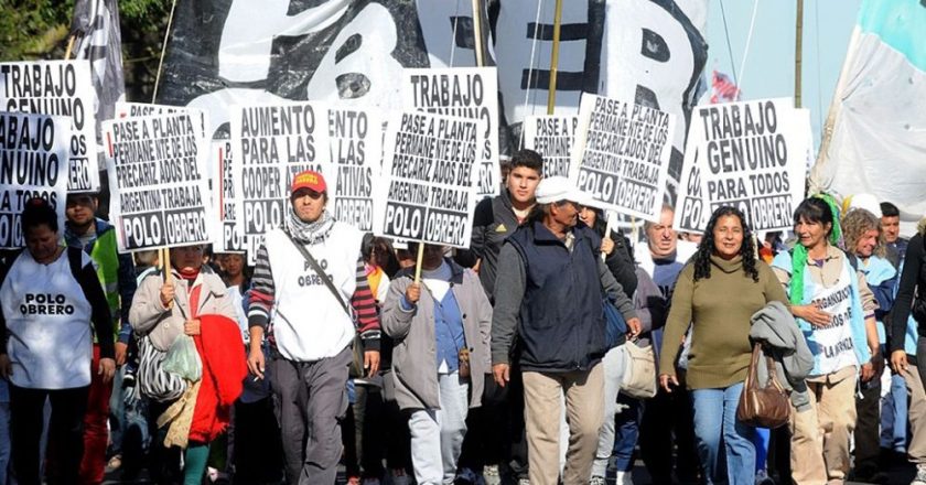 Las organizaciones sociales pidieron un bono de fin de año y alimentos para los comedores
