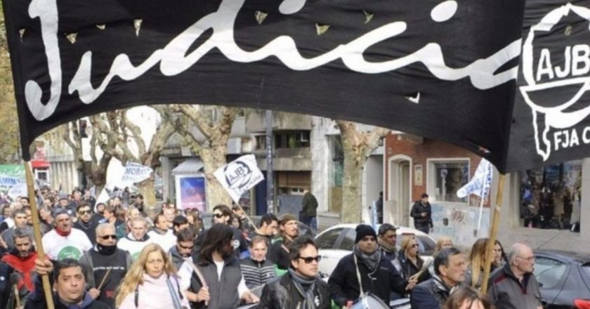 Judiciales bonaerenses piden reapertura de paritarias y piden reunirse con Kicillof