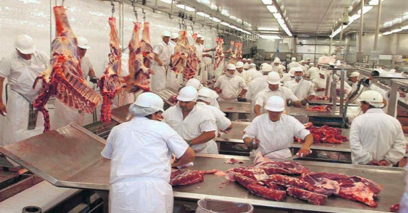 La rama de carne roja logró una recomposición salarial del 107% interanual más un bono de 50 mil pesos