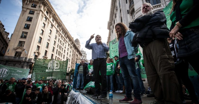 ATE le pidió a Sica que cumpla con lo que firmó y que se siente urgente a negociar salarios