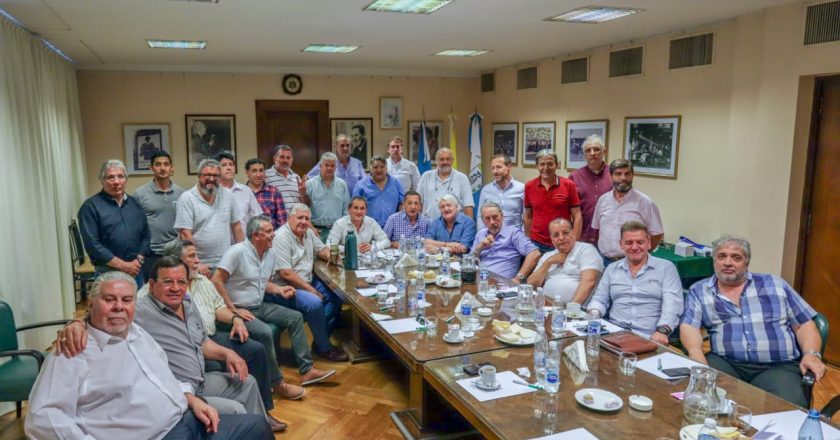 «Tenemos que recuperar la dignidad como argentinos y lo que dignifica es el trabajo»