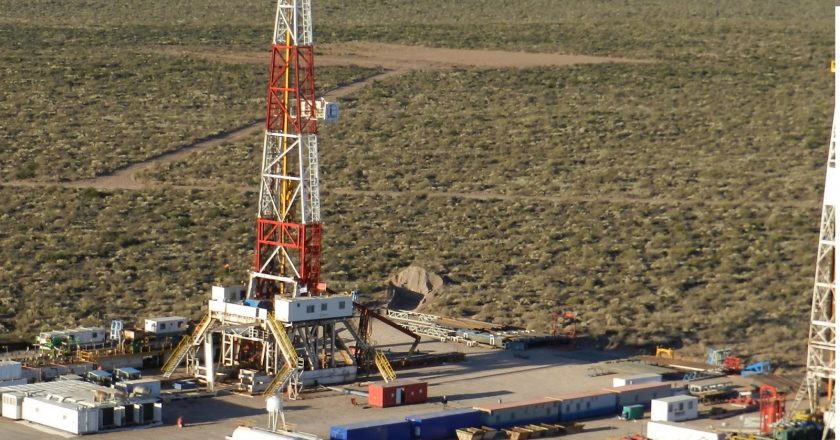 Comenzaron los despidos masivos en Vaca Muerta y ya partieron 600 telegramas