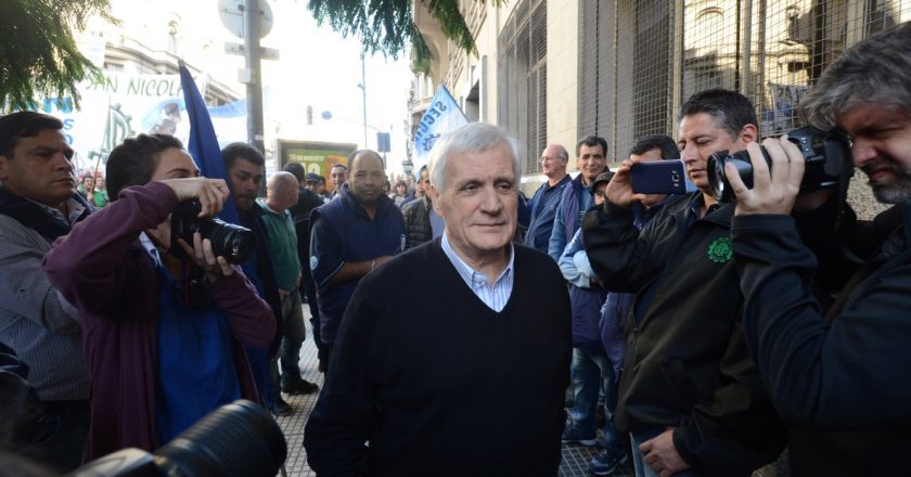 La UOM aprieta el gatillo y va por otro aumento salarial antes de fin de año