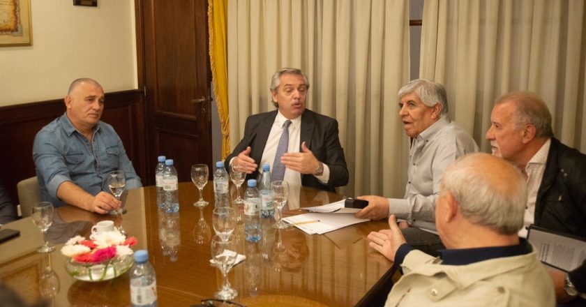 El moyanismo busca hacerle contrapeso a la CGT y hoy almorzó en soledad con Fernández