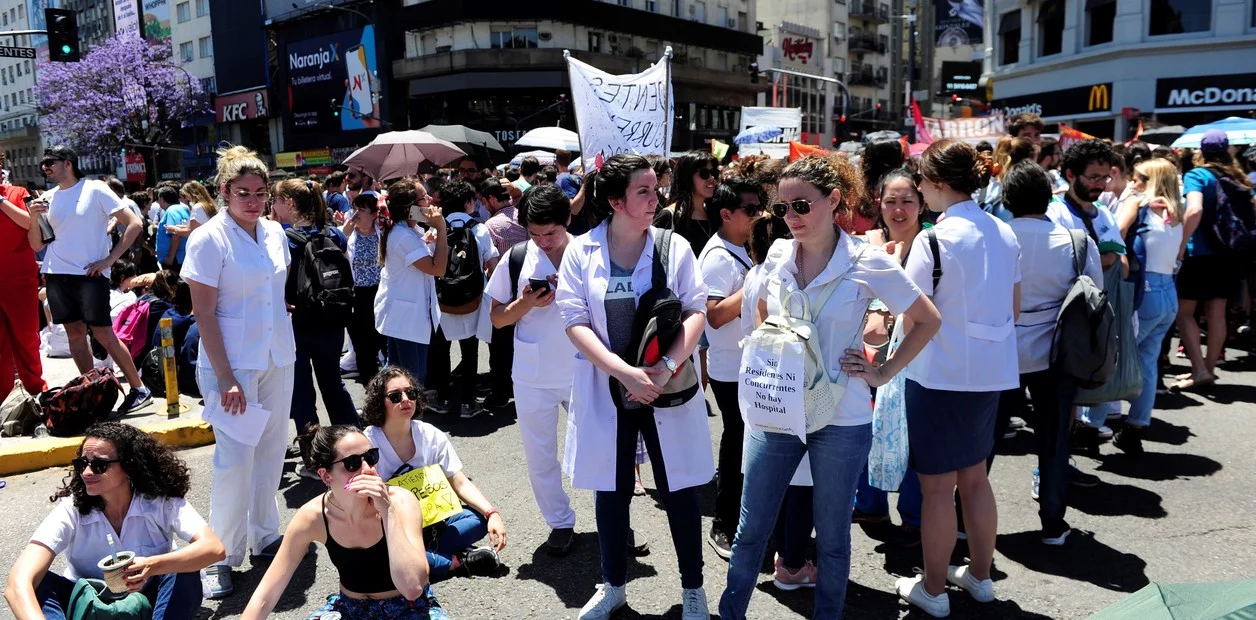 Mañana habrá en CABA paro general y movilización de trabajadores de salud, residentes y concurrentes