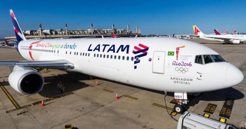 Ya hay al menos 12 vuelos cancelados entre Aeroparque y Ezeiza por el paro en Latam