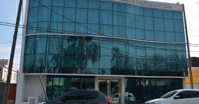 La Cooperativa Puerto San Martín perdió servicios en 5 puertos y dejó 200 estibadores sin empleo