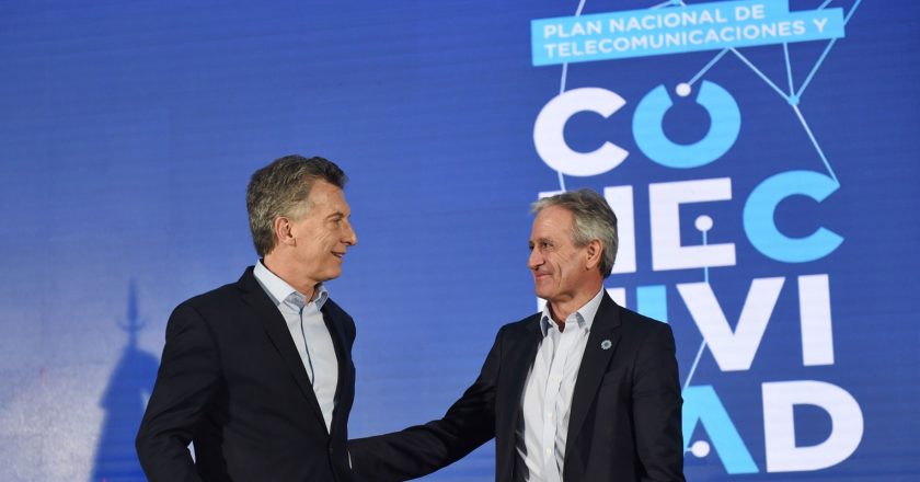 Fernández suspenderá el decreto de Macri que atornillaba a funcionarios de Cambiemos en el Estado
