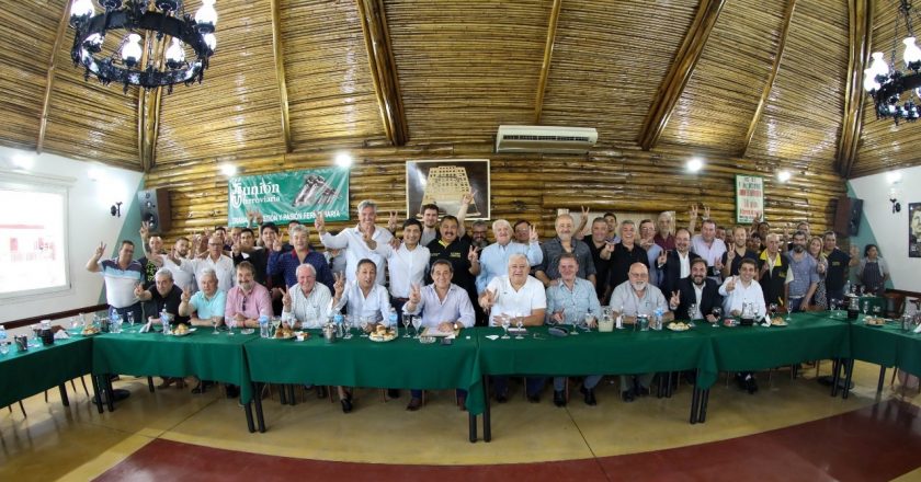 Más de 40 gremios que están fuera de la conducción, acordaron regresar a una CGT unida