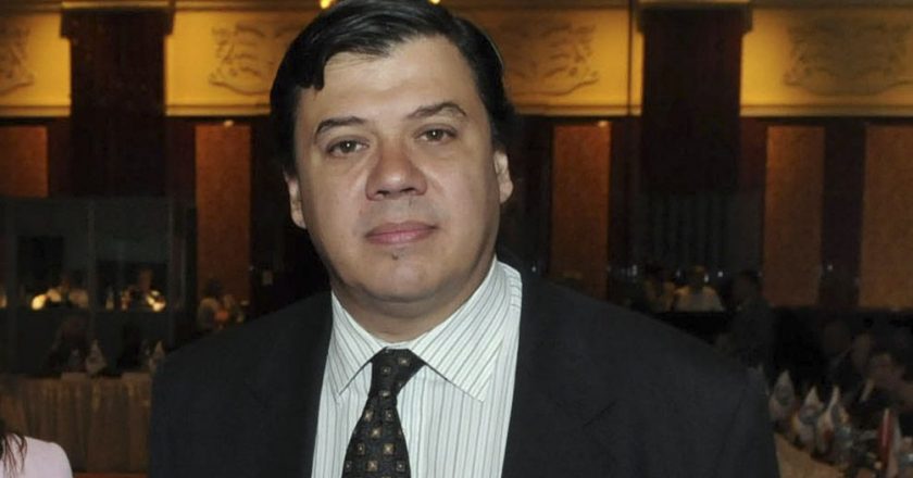 Moroni confirmó que Fernández dará aumentos por decreto para empleados del sector privado