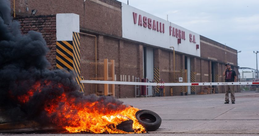 Tras estar al borde de la liquidación, Vassalli reactivará sus plantas en enero