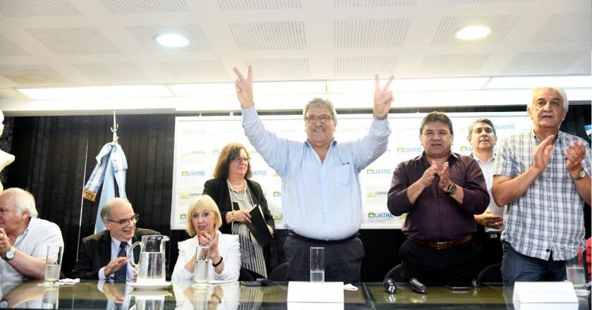 Ayala reasumió en la Uatre y ya pide cobijo en la CGT