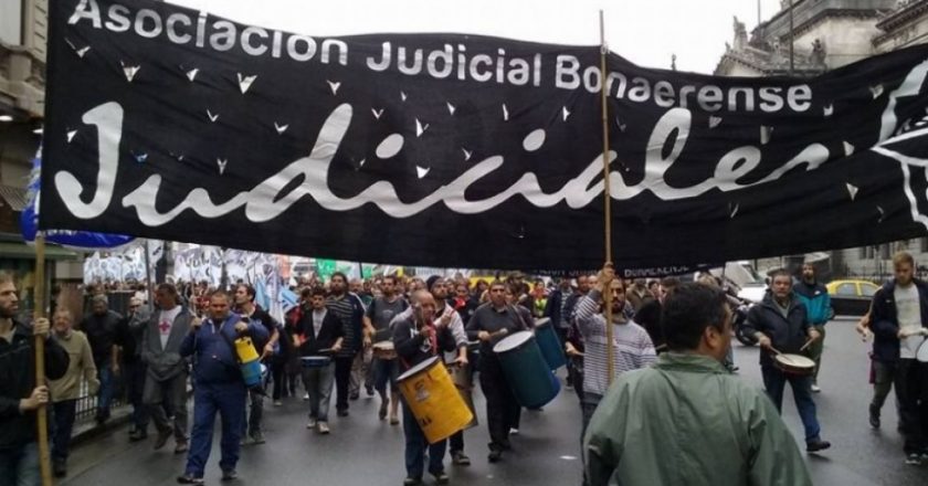 Los judiciales le piden a Kicillof iniciar la negociación paritaria en enero