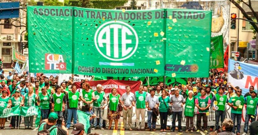 El Gobierno le confirmó a ATE que los estatales recibirán 4 mil pesos de aumento