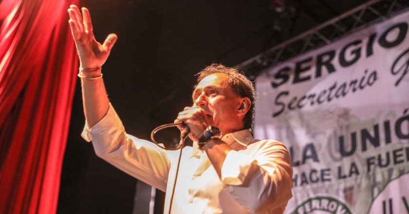 «Hemos hablado extender el servicio ferroviario nocturno porque hay una demanda clara»