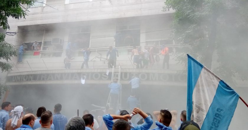 Fernández esquivó la polémica con Moyano pero dijo que no olvidará la toma de la UTA