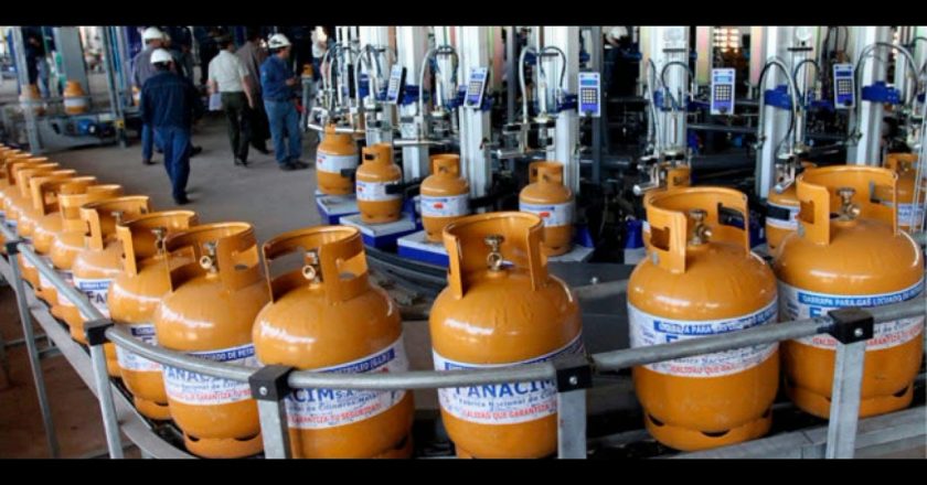 Petroleros analizan medidas de fuerza y se tensa la paritaria de Gas Licuado