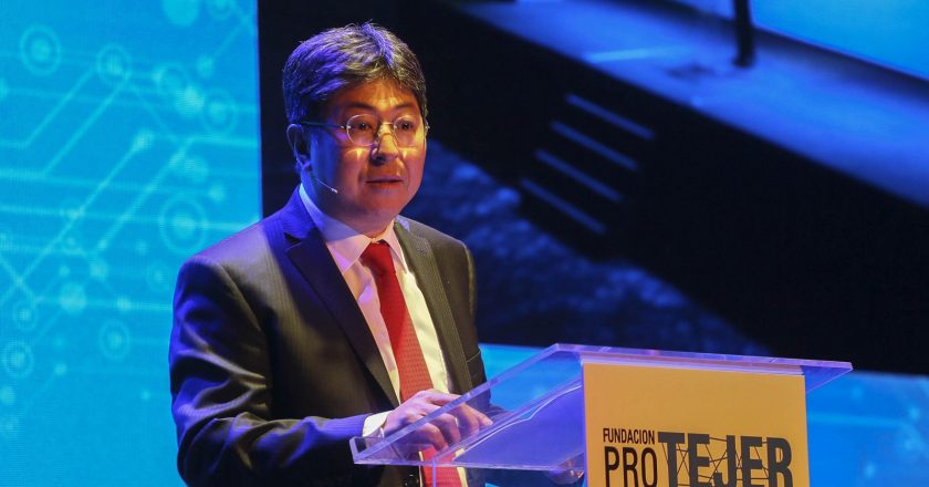 Industriales afirman que Macri destruyó 100 mil empleos en la industria textil