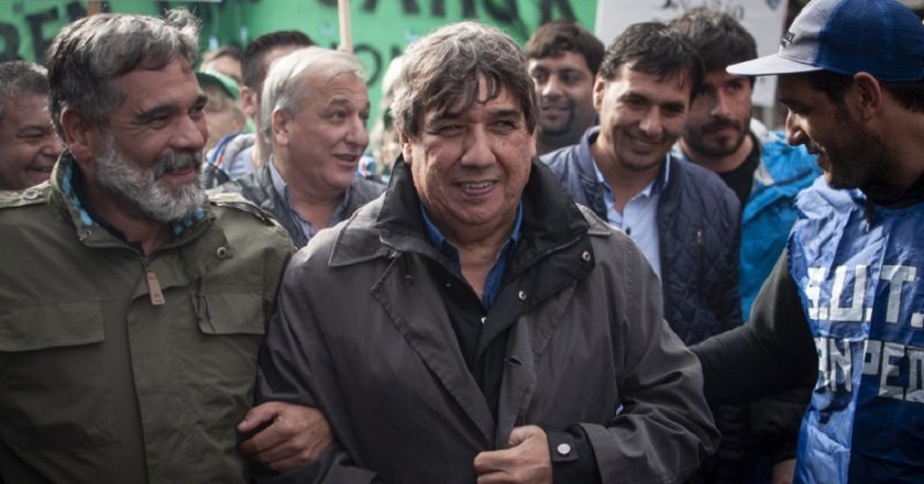 Los municipales bonaerenses se rebelan contra los despidos por los cambios de gestión