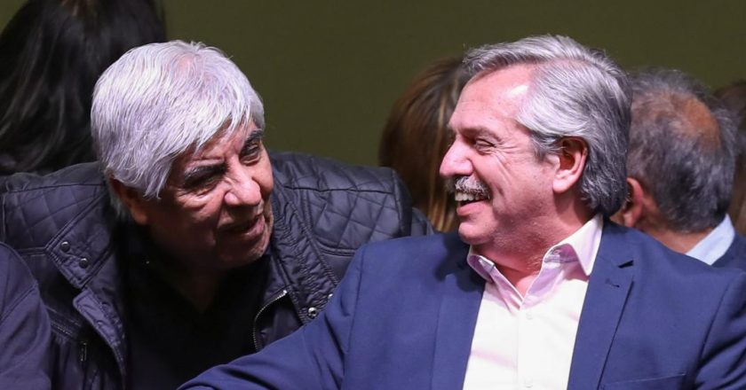 Moyano presiona por la paritaria pero avisa: «Estamos dispuestos a colaborar»